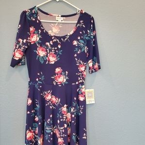 BNWT lularoe Amelia